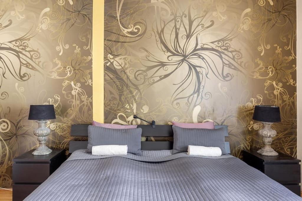 Bourgeois Boheme Apt. 88 M² City Center Boedapest Buitenkant foto