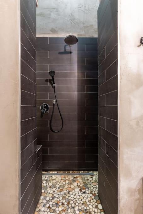 Bourgeois Boheme Apt. 88 M² City Center Boedapest Buitenkant foto