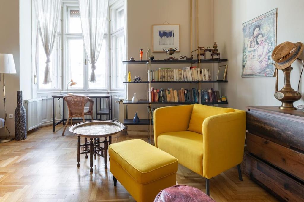 Bourgeois Boheme Apt. 88 M² City Center Boedapest Buitenkant foto